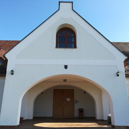 Figula Vendeghaz Hotel Balatonfüred Exterior foto