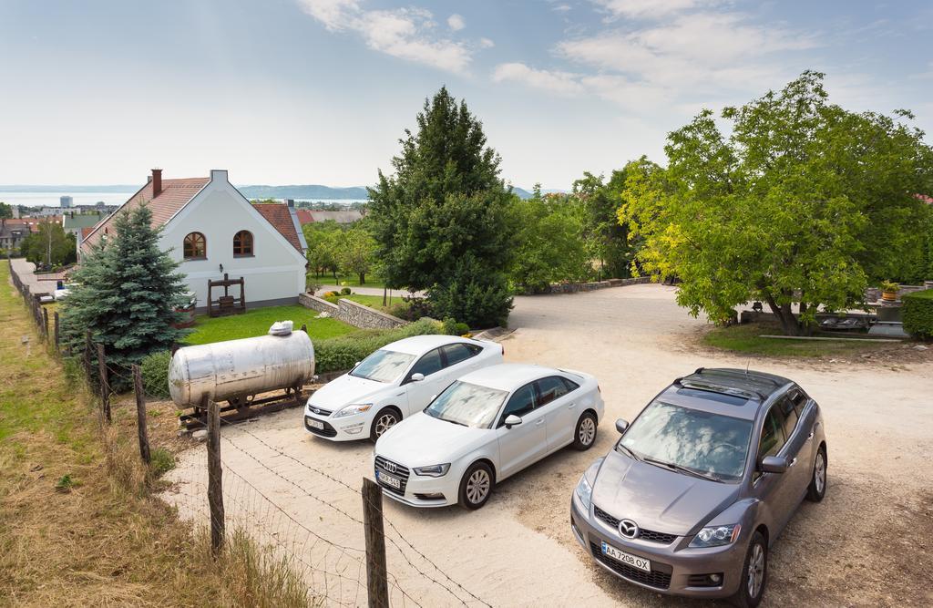 Figula Vendeghaz Hotel Balatonfüred Exterior foto