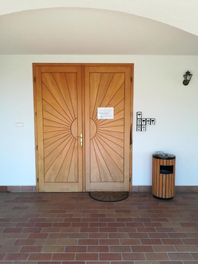 Figula Vendeghaz Hotel Balatonfüred Exterior foto
